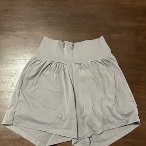 HALARA Light Gray Athletic Shorts